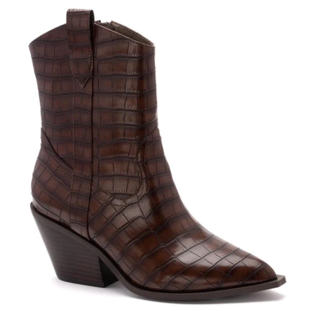 Rowdy Brown Croco Booties, Corky size 7